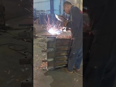 Excavateur d'usine Raquettes de défrichage de terre 1 - 100 tonnes Excavateur Raquette à bâton Q345 / NM400