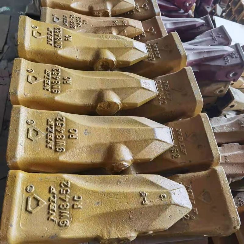 Les pièces de l'excavatrice NBLF DIAMOND Le meilleur prix et la plus forte dent de seau pour PC300