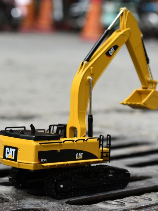 Carter CAT385C modèle d'excavatrice de métal allié ingénierie des sols de simulation originale ornements de voiture à main