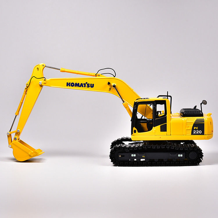 PC200 PC220 Excavateur à jet de matériau moulé Modèle 1/50 Équipement lourd Jouet de collection