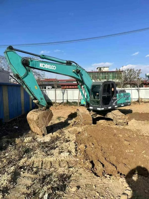 Excavateur hydraulique Kobelco SK200-8 à vendre - fiable et efficace