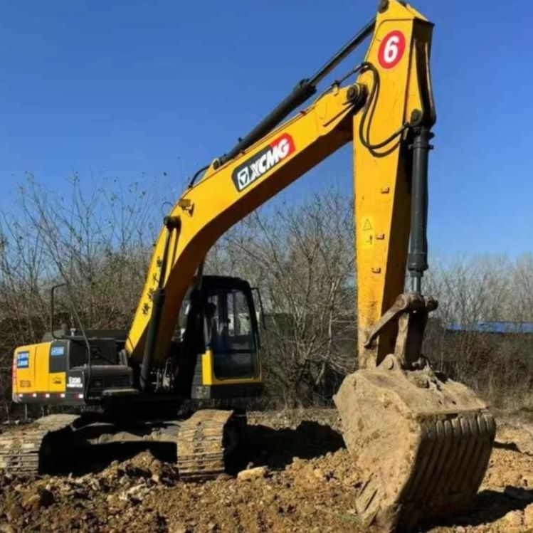 XCMG 215D 20 tonnes utilisée Excavatrice à rampe lourde machine de creusement de construction industrielle
