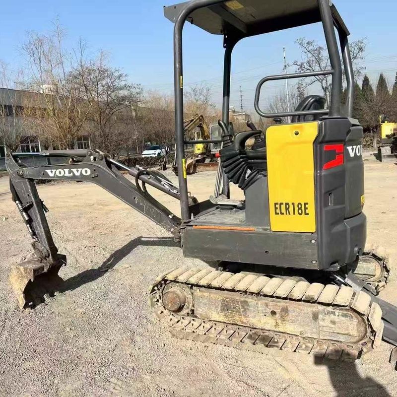 Excavateur mini Volvo EC18 d'occasion 2020 920hrs Importation française