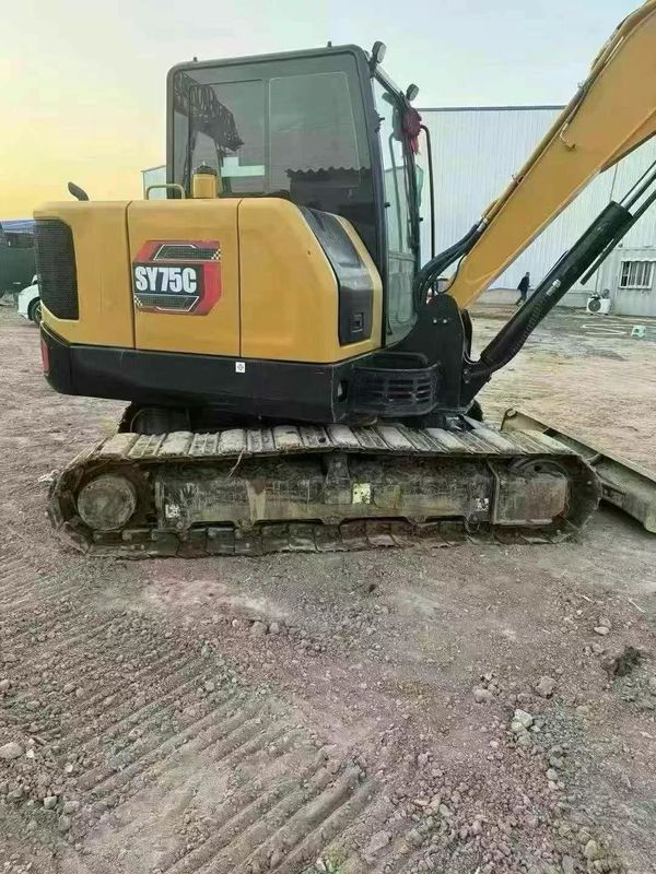 Utilisé 2023 SANY SY60 Mini Excavator 500 heures de travail Maintenance complète pour l'aménagement paysager