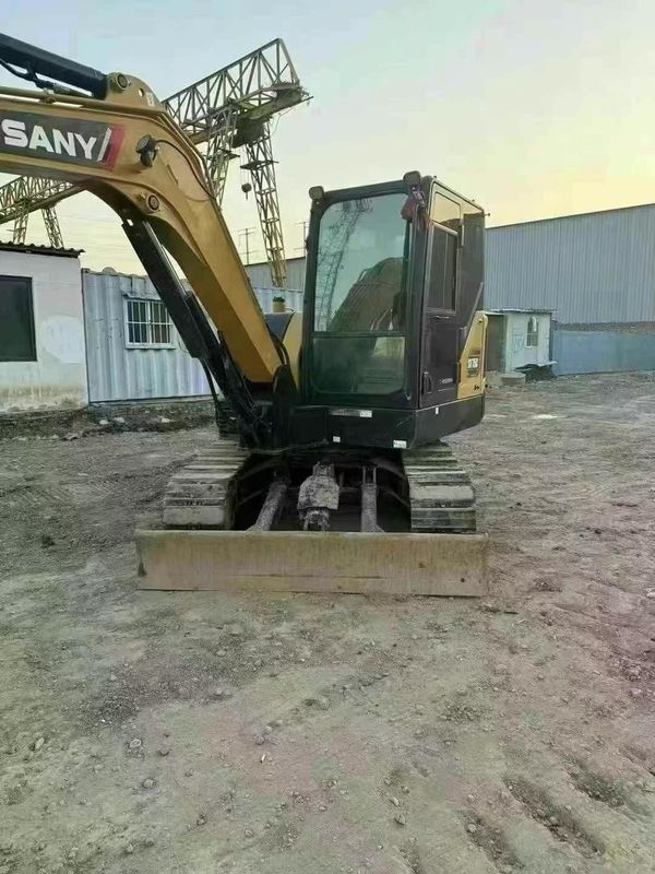 Utilisé 2023 SANY SY60 Mini Excavator 500 heures de travail Maintenance complète pour l'aménagement paysager
