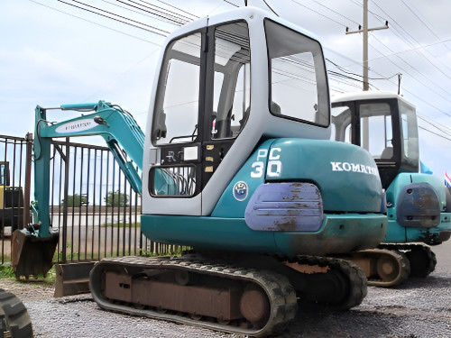 Mini-excavatrice Komatsu PC30-7 bien entretenue et utilisée certifiée ISO pour la construction et le paysage