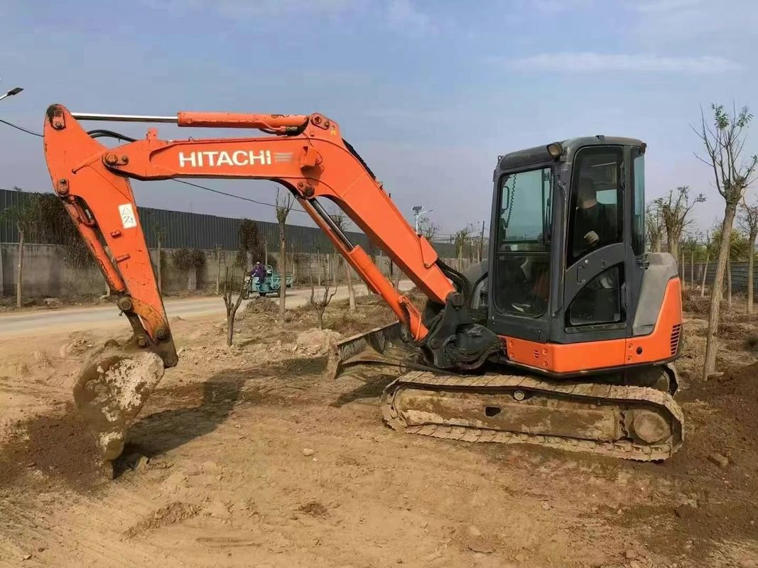 Mini-excavatrice utilisée Hitachi ZX60-3F de 6 tonnes basse durée de travail