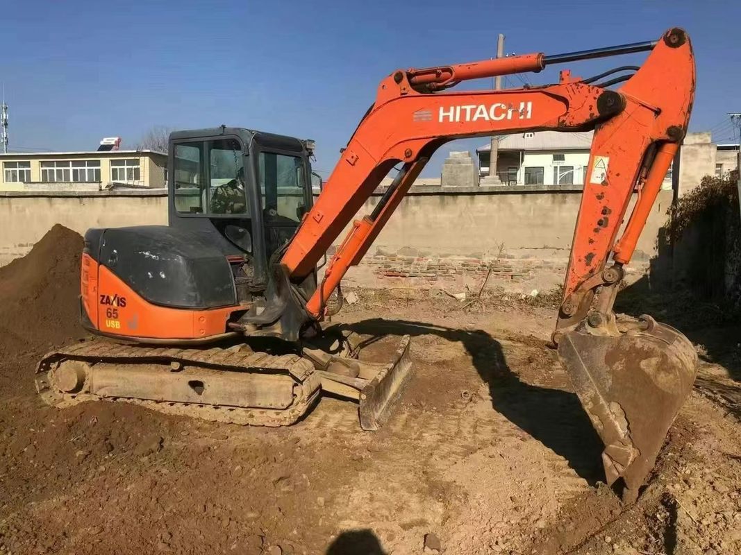 Utilisé Hitachi ZX65U Mini Excavator 6,5 Tonnes basses heures pour la construction