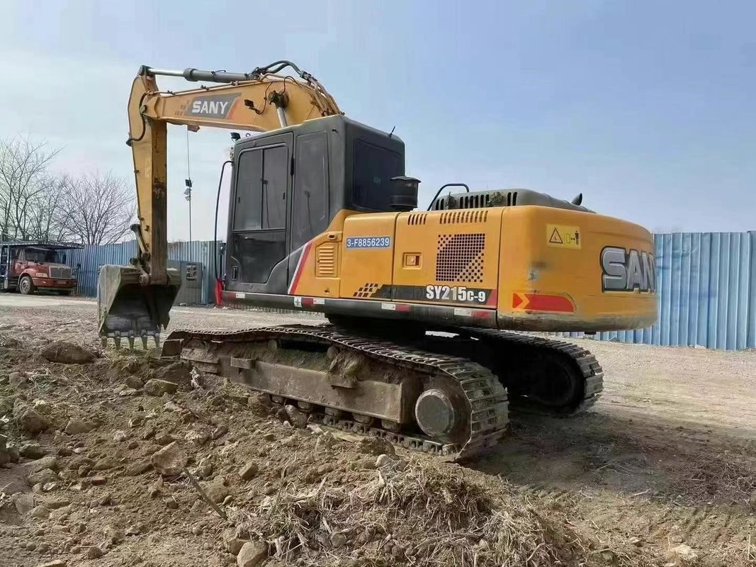 Excavatrice utilisée SANY SY215C de 21,5 tonnes pour les équipements de construction minière et de terrassement