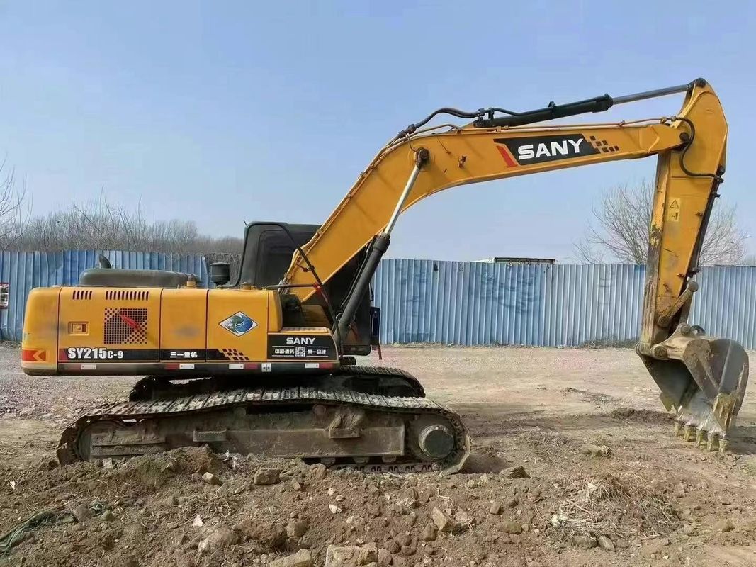 Excavatrice utilisée SANY SY215C de 21,5 tonnes pour les équipements de construction minière et de terrassement