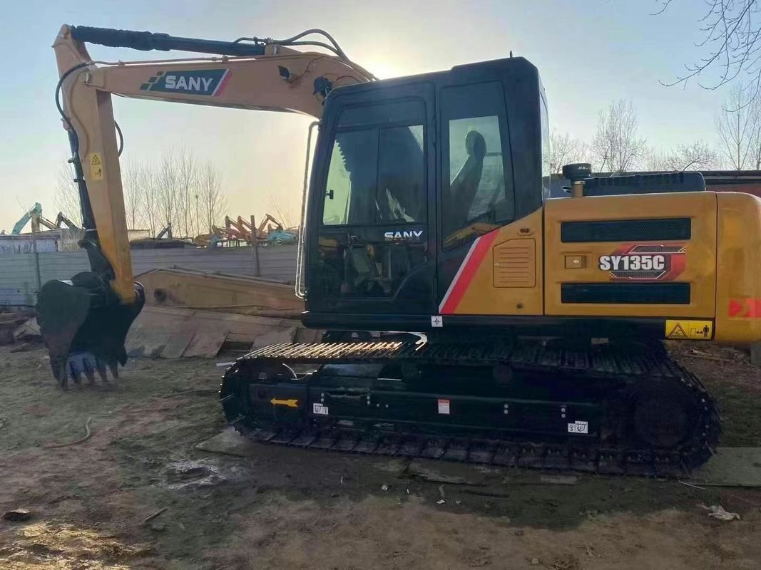 Excavatrice utilisée SANY SY135C 13.5T Historique du service complet Construction