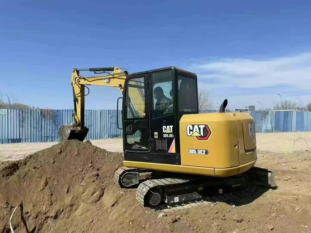 Excavatrice miniature CAT 305 d'occasion Temps de travail réduit Vérifié Garantie d'un an Certifié CE Fiable
