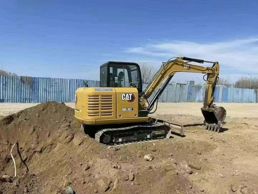 Excavatrice miniature CAT 305 d'occasion Temps de travail réduit Vérifié Garantie d'un an Certifié CE Fiable