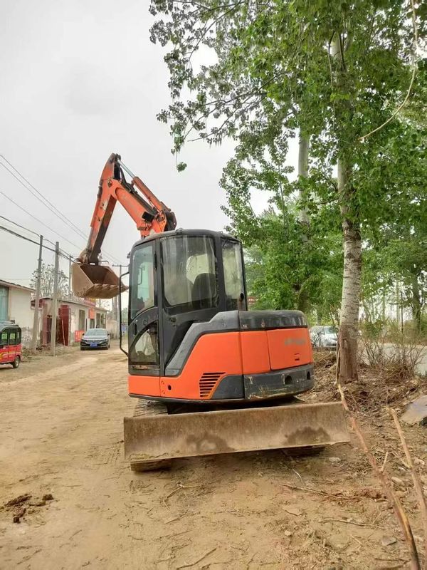 Excavatrice usée Hitachi ZX75-US 7,5 tonnes Mini-excavatrice Machines de construction en bon état