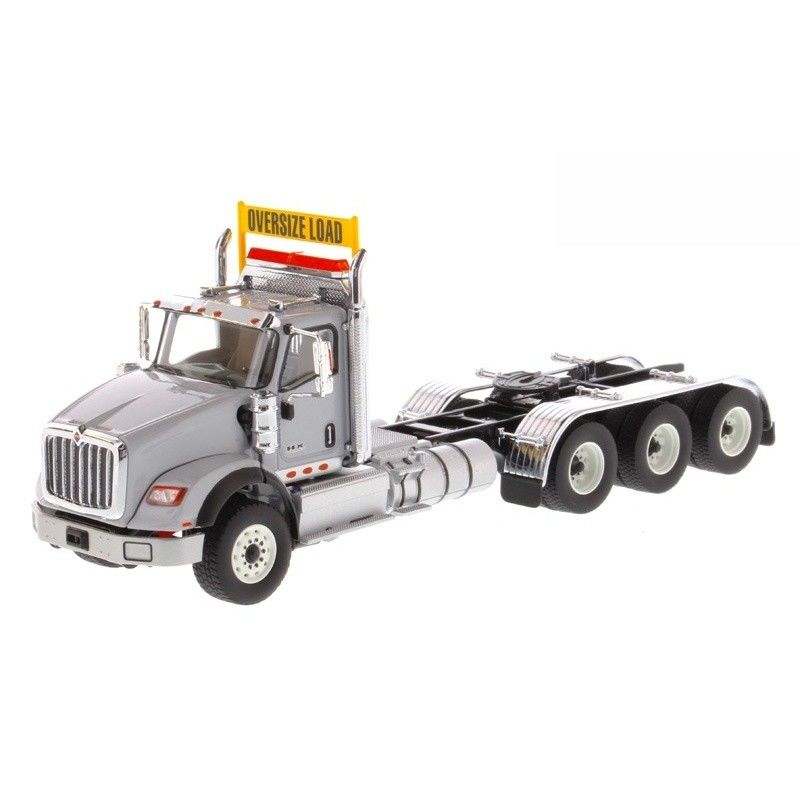 DM International HX620 Tri-Axle américain camion plat modèle 1/50 échelle moulage sous pression de collection 71011