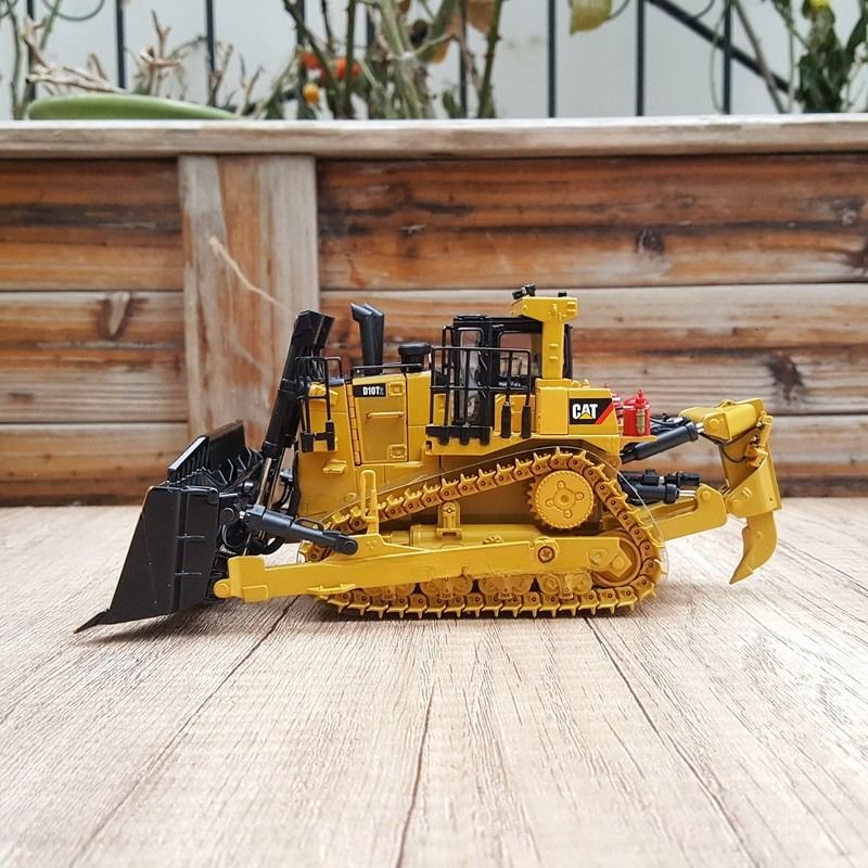 DM 1/50 D10T2 Bulldozer de piste Modèle moulé à la fonte Véhicule de construction 85532C Collectible