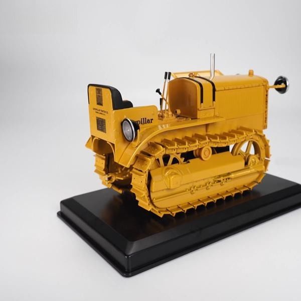 Diecast Masters Modèle de tracteur à l'échelle 1:16 25 DM en alliage, miniature de véhicule agricole 85679
