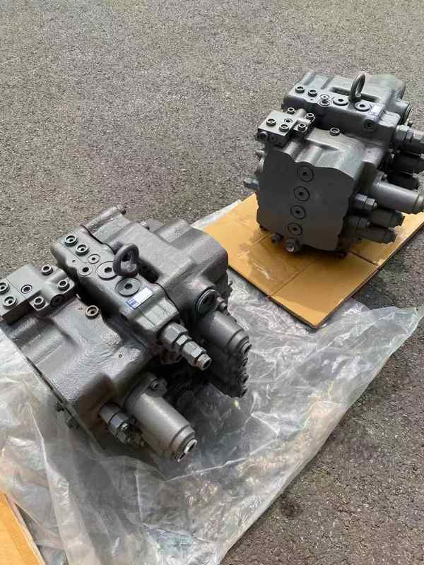 Vanne de contrôle principale Toshiba UX28 d'origine pour excavatrice EC210, système hydraulique haute pression