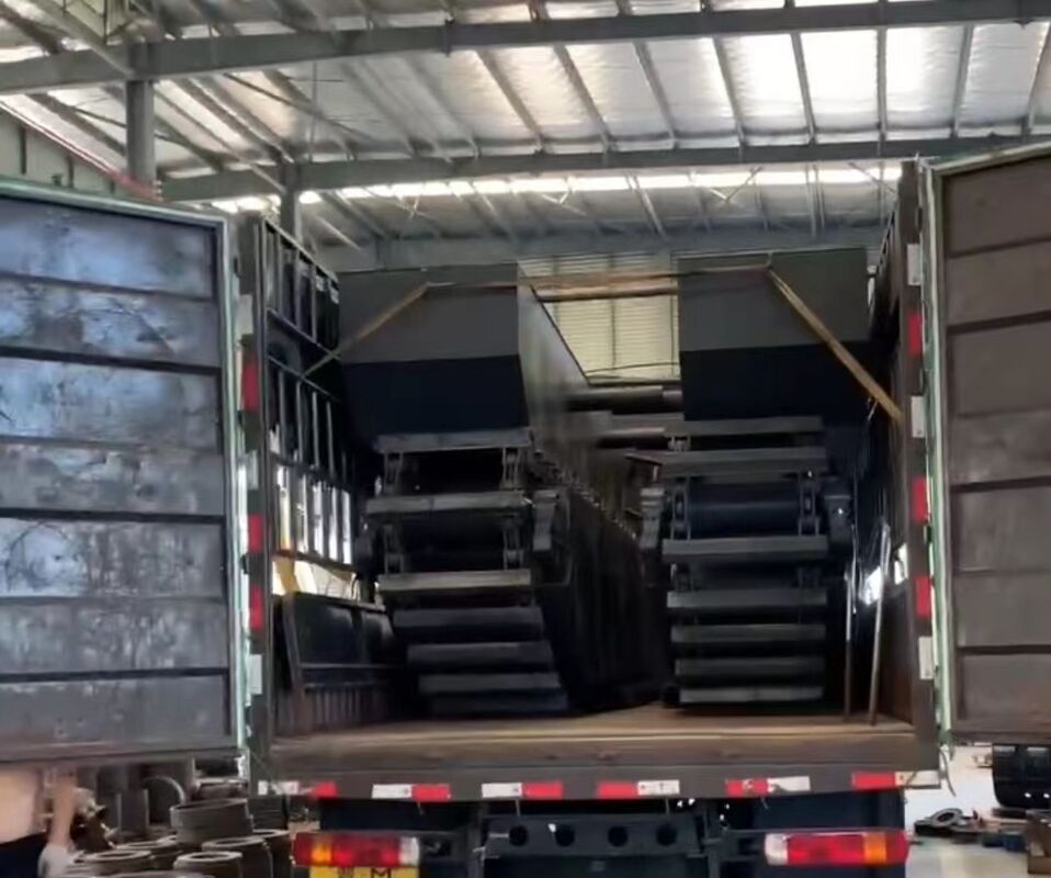 Personnalisation de pontons de pelle amphibie de 20 tonnes, châssis flottant pour projets en terrain marécageux, zones humides et sols meubles