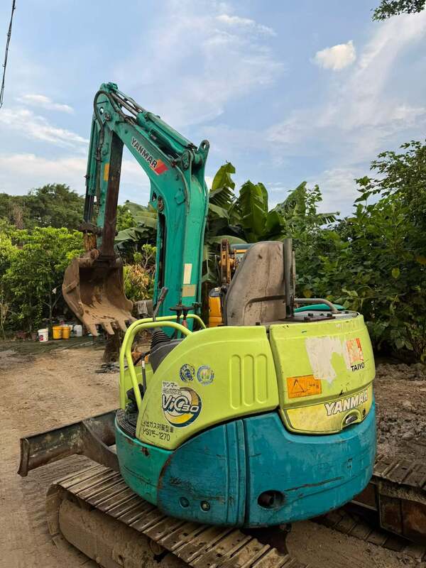Excavateur à rouleaux YANMARR Vio30 3 tonnes en stock à vendre