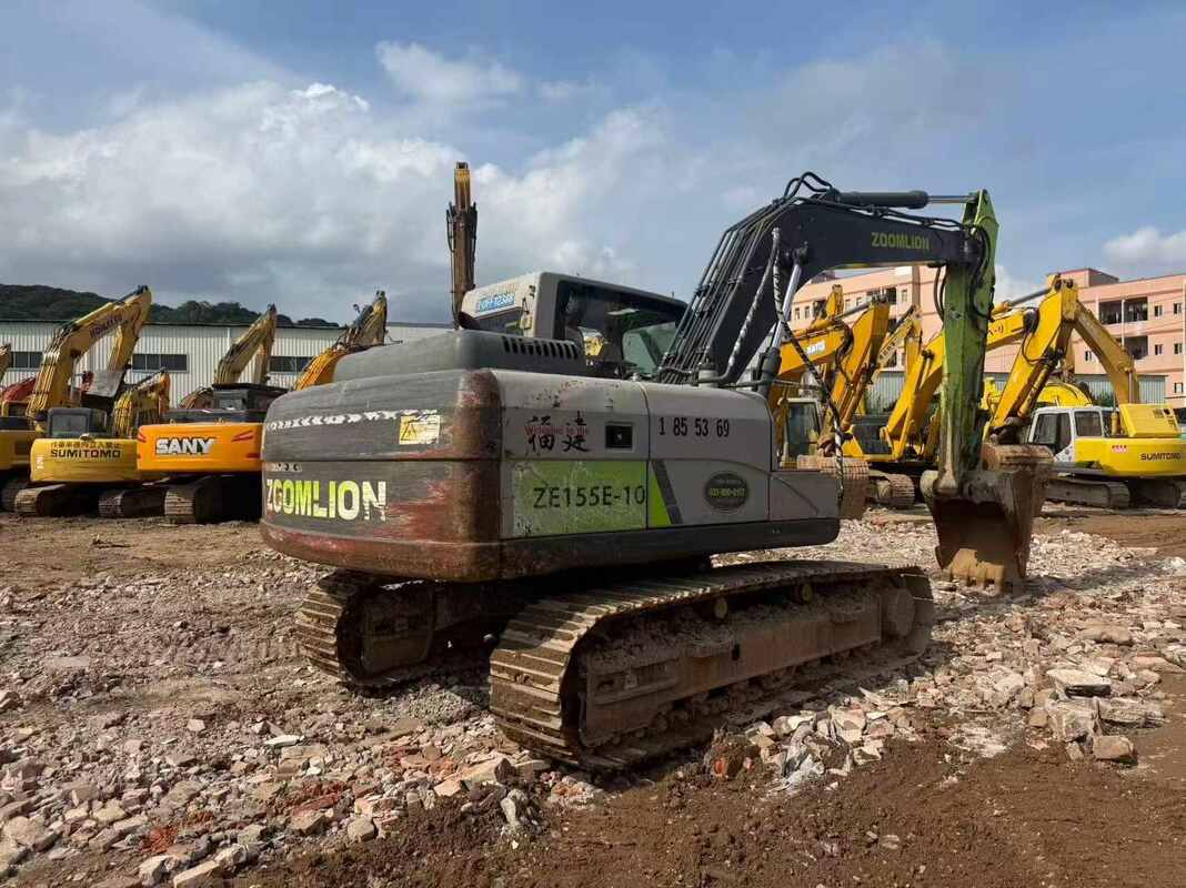 Excavatrice sur chenilles d'occasion de 13 tonnes Zoomlion ZE135G/E-10‌ 2020 ans à vendre